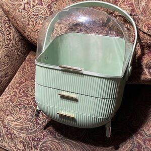 Green Retro Storage Box with Clear Lid